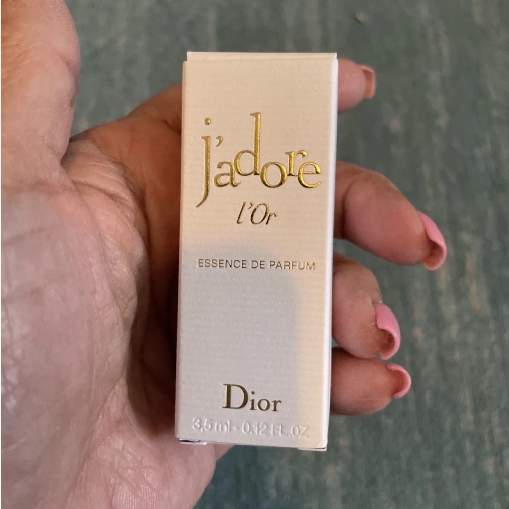 DIOR White / Ivory Denim Cosmetic Case With Ambre Nuit And Jadore Brush - Picture 11 of 16